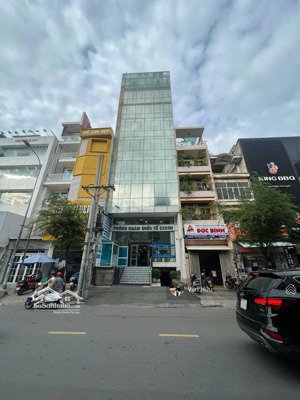 tòa nhà mặt tiền tân sơn nhì, q. tân phú - dt: 8x25m - hầm 7 tầng - hđt: 270 triệu - giá: 45 tỷ