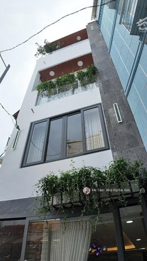 nhà mới vào ở ngay phú nhuận 6 tỷ kiến trúc hiện đại 5 phòng ngủ chỉ 6 tỷ. lh ms tâm 