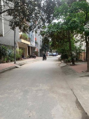 chính chủ bán nhà mộ lao hà đông 50m 5 tầng mặt tiền 7m đường 3 ô tô tránh