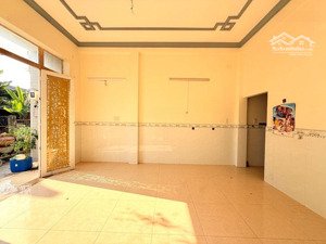 nhà 4 tầng btct ngang 8.3m hiếm 117m2 gần ngã tư ga q12, giá 7.4 tỷ tl