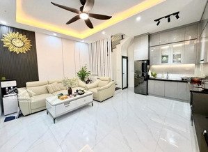 nhà đẹp gần nguyễn an ninh-5 tầng- 15m oto-33m-nhô 7 tỷ