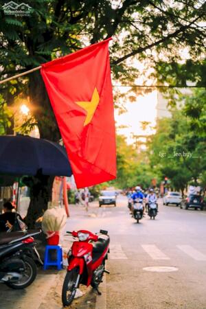 BÁN CĂN MẶT TIỀN 5,6M MẶT PHỐ TRẦN NGUYÊN HÃN - ĐANG CHO THUÊ SẠCH SẼ, ỔN ĐỊNH