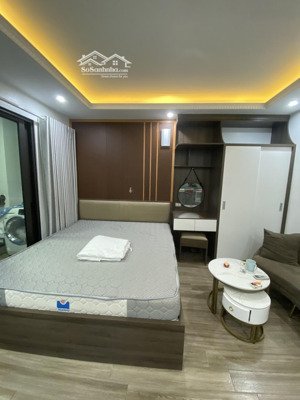 cho thuê căn hộ dịch vụ full đồ tại ngõ 193 trích sài. ban công view hồ cực thoáng. chỉ 7tr