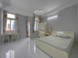 studio 35m ban công + cửa sổ thang máy ngay trung tâm q3. ngay công viên lê thị riêng, giáp q10