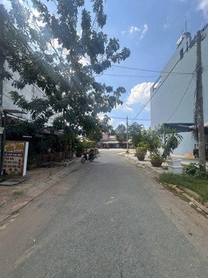 nền đất mặt tiền kdc lê bôi quận 8| sổ hồng riêng| xây dựng cao tầng| hỗ trợ cho vay cực tốt