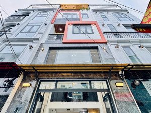 ô tô tận nhà siêu phẩm thống nhât, gv - 5 tầng - khu dân trí cao - hxh chào chỉ 8t9 tl cực tốt