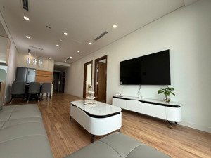 chính chủ gửi bán căn hộ 2pn giá 8,5 tỷ tại the legend 109 nguyễn tuân