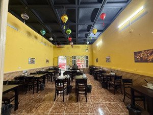 tài sản lõi trung tâm mặt phố lạc trung 2 mặt ô tô quỹ đất hiếm dòng tiền sẵn