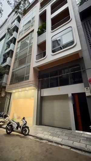 lô góc - khu phân lô phố láng hạ - 65m2 - mt 5m - oto tránh đỗ - kinh doanh