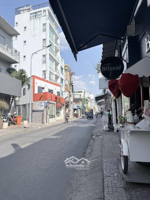 bán nhà căn góc 2mt nguyễn trọng tuyển - trần huy liệu, ngang 10m2, dtcn 212m2