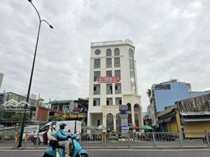 góc 2mt dương quảng hàm ngang 12m hầm 7 tầng thang máy