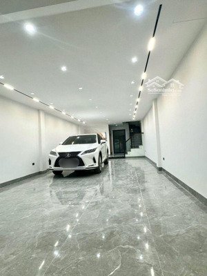 nhà nguyễn sơn, giá siêu hời 28 tỷ, 95m2, 7 tầng ô tô tránh đẹp