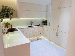 3pn ngay phú mỹ hưng view landmark 81 nhận nhà đón tết tặng ngay 2 tỷ 4