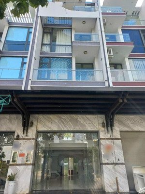 kẹt tiền bán gấp shophouse mặt tiền số 1 khu dân cư dương hồng(đường vào khu đô thị mizuki park)