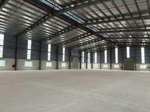 cho thuê kho pccc tại khu công nghiệp ngọc hồi . diện tích:600-2000m2