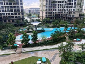 2pn góc tòa c, view trực diện hồ bơi - bán 4,5 tỷ - sẵn sổ đỏ, bán gấp trước tết