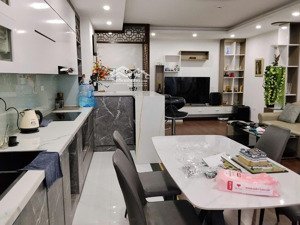 cho thuê căn hộ 3 ngủ 98m2 đẹp xịn full đồ chung cư eurowindow river park giá 12 triệu:0916393862