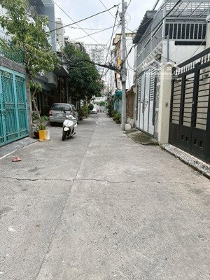 5 tỷ - hẻm xe hơi 70m2 - ngang 5 - gần lotte q7