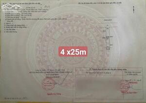 Bán 2 nền thổ cư mt đường số 8 , KDC 135 , thị trấn Bến Lức dt 100m2 giá 2,3 tỷ , 144m2 giá 2,9 tỷ