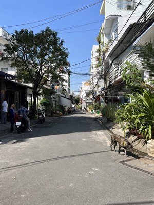 cực phẩm hiếm góc 2 mtkd đường rộng 8m thông ko qh ko lộ giới sát mt lê thúc hoạch chỉ nhỉnh nhẹ 7