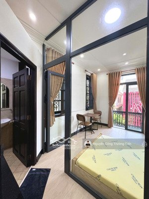 cho thuê ch 1pn ban công ngay khu phan xích long - bờ kè trường sa - chợ bà chiểu - tân định quận 1