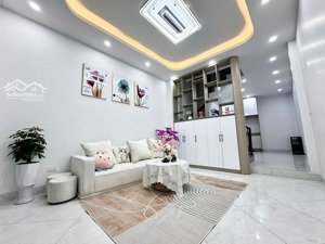 bán nhà khương trung 15m ra phố - 35m 6 tầng 8 phòng ngủ vừa ở vừa cho thuê - 2 thoáng full đồ