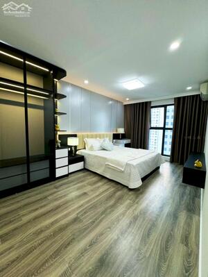 Bán gấp căn hộ chung cư đường Phạm Văn Đồng – 2PN và 3PN – Giá rẻ chỉ hơn 5 tỷ.