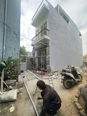 nhà s rộng giá tốt nhất trong phân khúc tại miếu hai xã. ngõ nông mà chỉ 1 tỷ 850 triệu