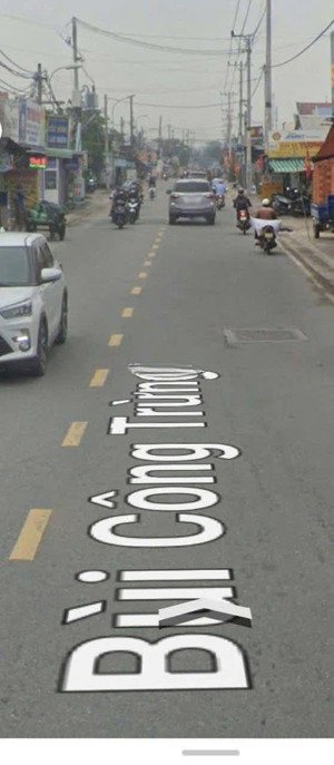 cần tiền bán gấp nhà mặt tiền đường bùi công trừng.