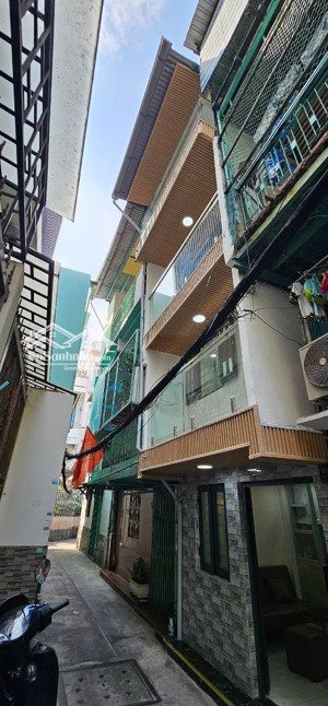 chính chủ bán nhà hồng bàng q6 trệt 3 lầu nhà đẹp hoàn công đủ hẻm thông giá 3tỷ880 hh 50tr anh e