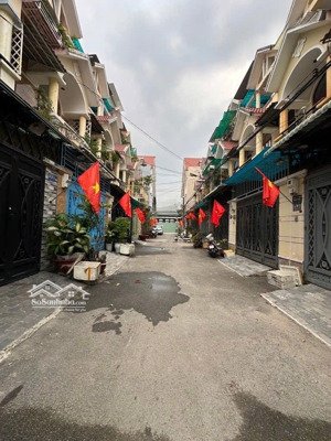 nhà 3 tầng full nội thất đường thạnh xuân 24, phường thạnh xuân, q12