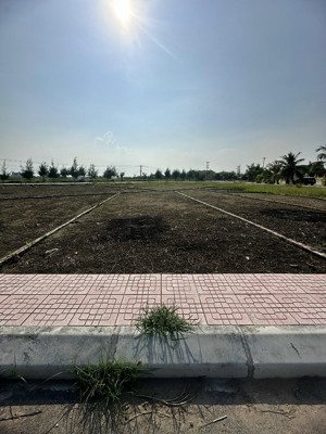 chính chủ tôi cần bán lô đất kcn vsip hải long giai đoạn 1 sẵn sổ-sát vách cổng kcn giao long