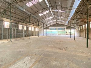 cho thuê nhà xưởng 2500m2 giá chỉ 35 triệu. trảng dài-biên hòa-đồng nai