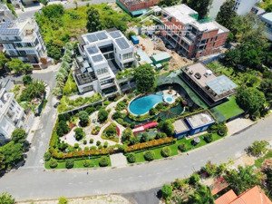 làm hàng xóm với siêu dinh thự lớn nhất huy hoàng khi sở hữu lô đất giá tốt nhất hiện tại.