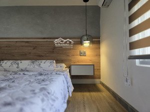 chính chủ cho thuê căn hộ 2pn+1 mới full nội thất, ở ngay mặt tiền nguyễn văn linh.