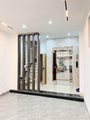 an dương vương phú thượng, tây hồ | nhà mới | thang máy | ô tô vào nhà