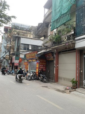 siêu hiếm - mặt phố trần cung - ô tô tránh - cách 50m ra trục quy hoạch nối vào khu starlake