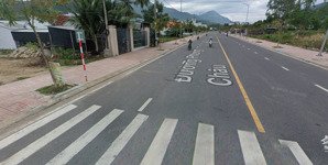 chính chủ giảm nhanh bán trước tết,đất phường nam nha trang,khánh hòa, đường phong châu, đất lành.