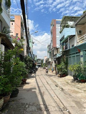 siêu phẩm 3 tầng - 4 phòng ngủ - dt 52m2 - hẻm 6m đình nghi xuân giáp tân phú - nhỉnh 6x tỷ