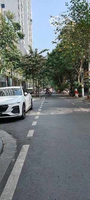 bán nhà p/l xuân la, tây hồ - cực vip 7 tầng- thang máy- vỉa hè - ô tô tránh- dt 62m - giá 25.7 tỷ.