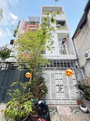 chỉ 1 căn ra mặt tiền đường cầm bá thước ngay phố phan xích long nhà đẹp 4 tầng, 60m2 ,nhỉnh 10 tỉ