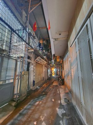 bán nhà láng hạ đống đa dt 56m x 2t x mt 5,4m giá 17,5 tỷ có thương lượng