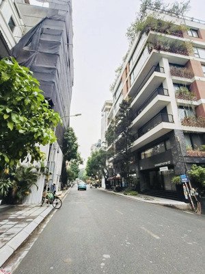 tây hồ nhà hạ chào 4 tỷ cần bán trước tết 78m2 5 tầng mt: 6.3m phân lô vỉa hè 2 bên, giá: 29.8 tỷ