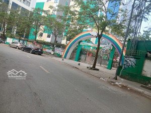 bán nhà mễ trì hạ, 64m2, 4 tầng, giá 13.6 tỷ, nhà dân xây, 1 nhà ra ô tô, ở sướng, hiếm nhà bán