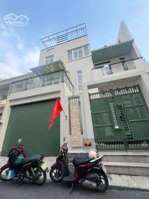 siêu phẩm hot nhất làng báo chí - thảo điền, quận 2 - chỉ 33 tỷ - bán gấp trong tuần, hỗ trợ 24/07