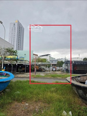 bán lô đất mt nguyễn huy chương, dt 100m2, ngang 5m, sát biển