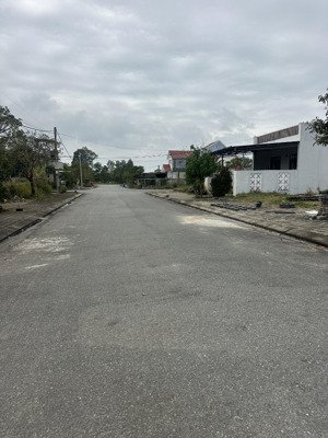 đường 7,5m ra biển chỉ 700m, sát casino