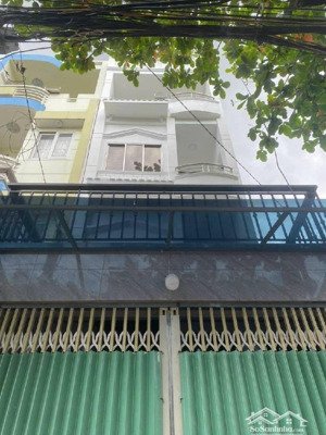 hiếm ttq 8 mặt tiền kdc hiện hữu , kinh doanh sầm uất, 5 phút qua quận trung tâm