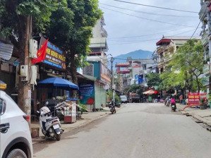 đất dân cắt bán trung tâm xã phú cát gần đường đôi rộng 50m