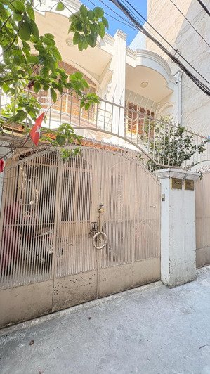 bán gấp nhà 2 tầng bùi đình tuy - bình thạnh - 96,4m2 - nở hậu - chỉ ~105 tr/m2